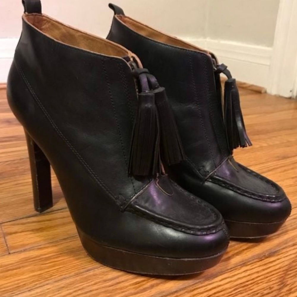 Coach Cary bootie heels in black leather with tassels